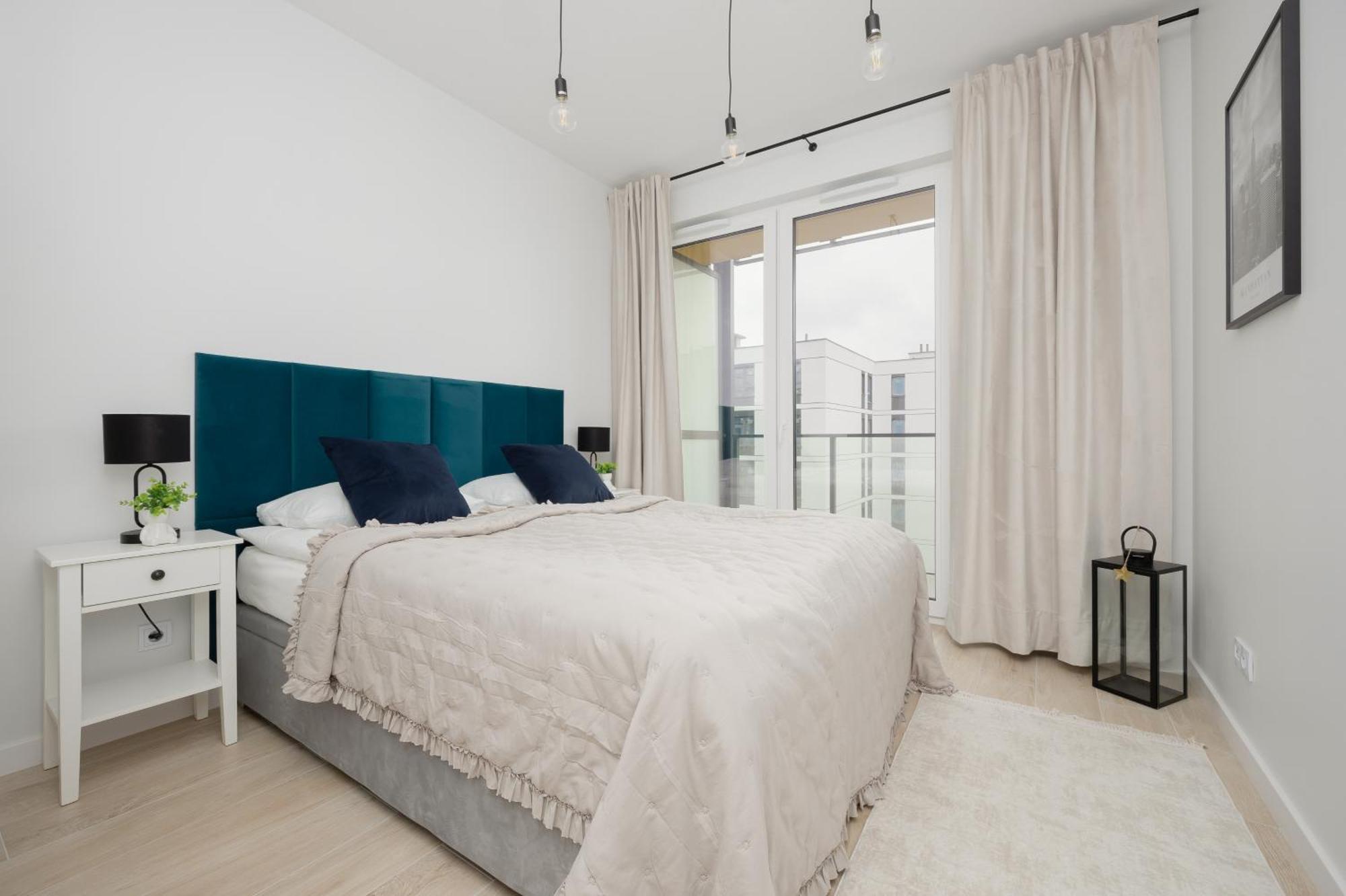 Stylish Apartments With Parking By Noclegi Renters Varsovie Extérieur photo