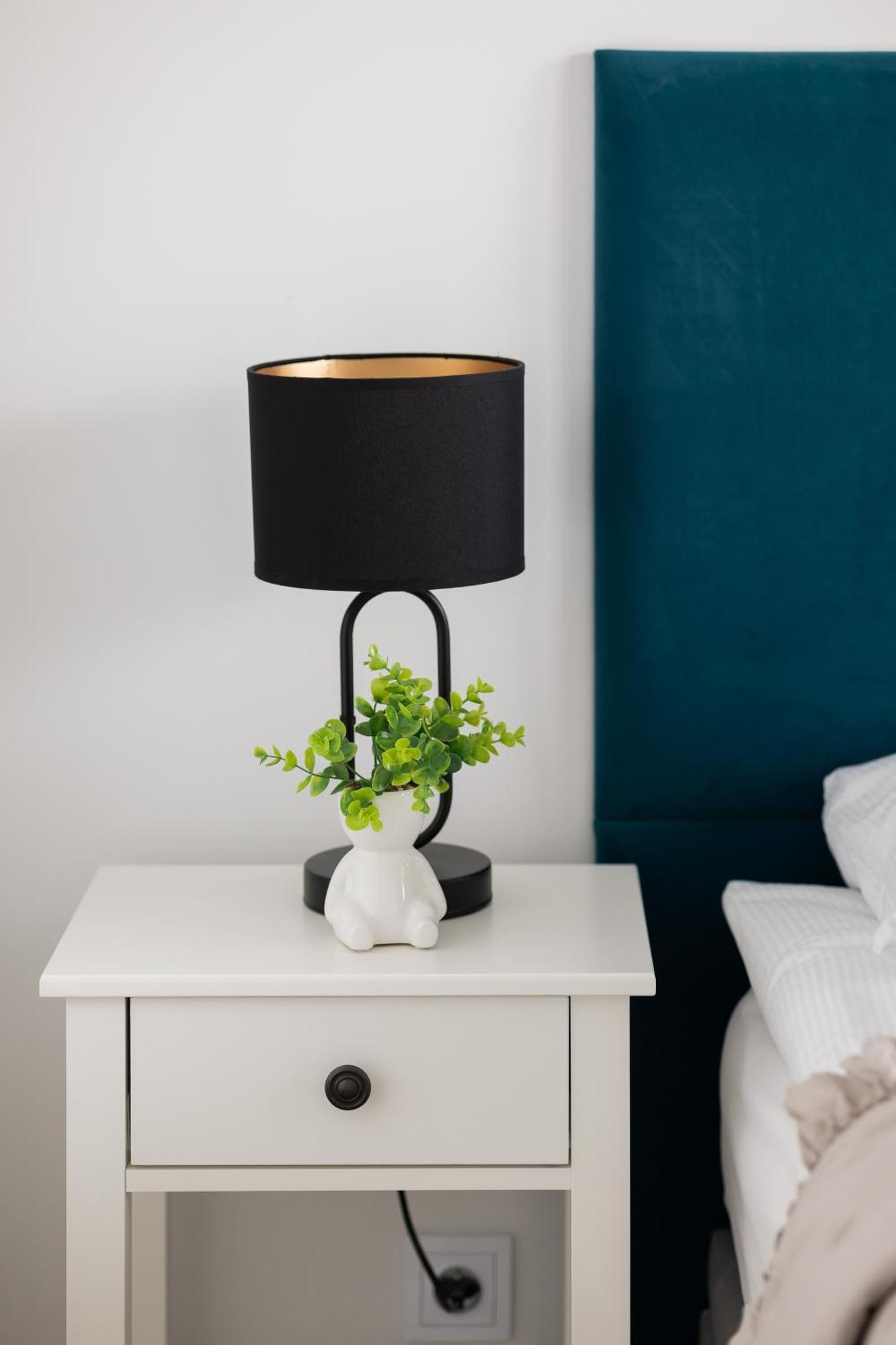 Stylish Apartments With Parking By Noclegi Renters Varsovie Extérieur photo