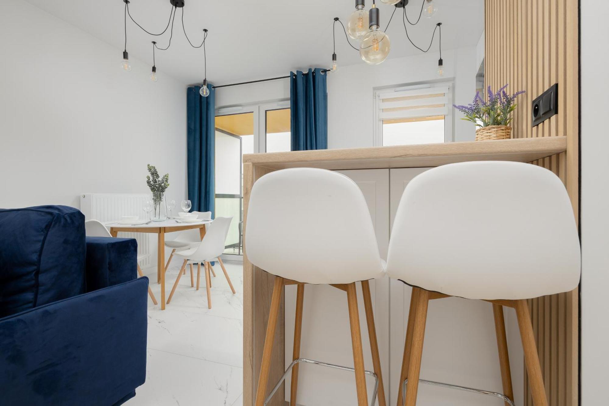 Stylish Apartments With Parking By Noclegi Renters Varsovie Extérieur photo