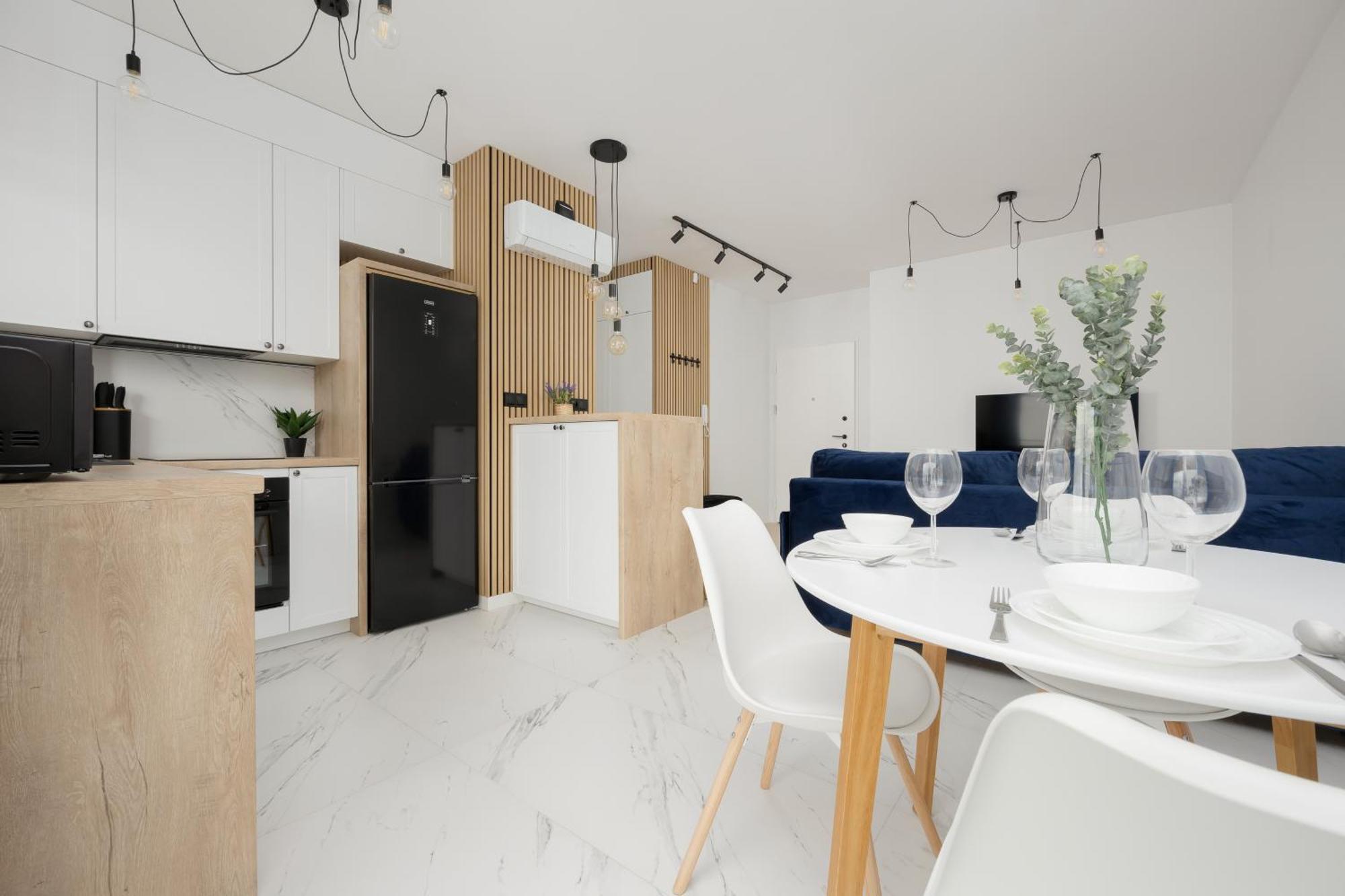 Stylish Apartments With Parking By Noclegi Renters Varsovie Extérieur photo