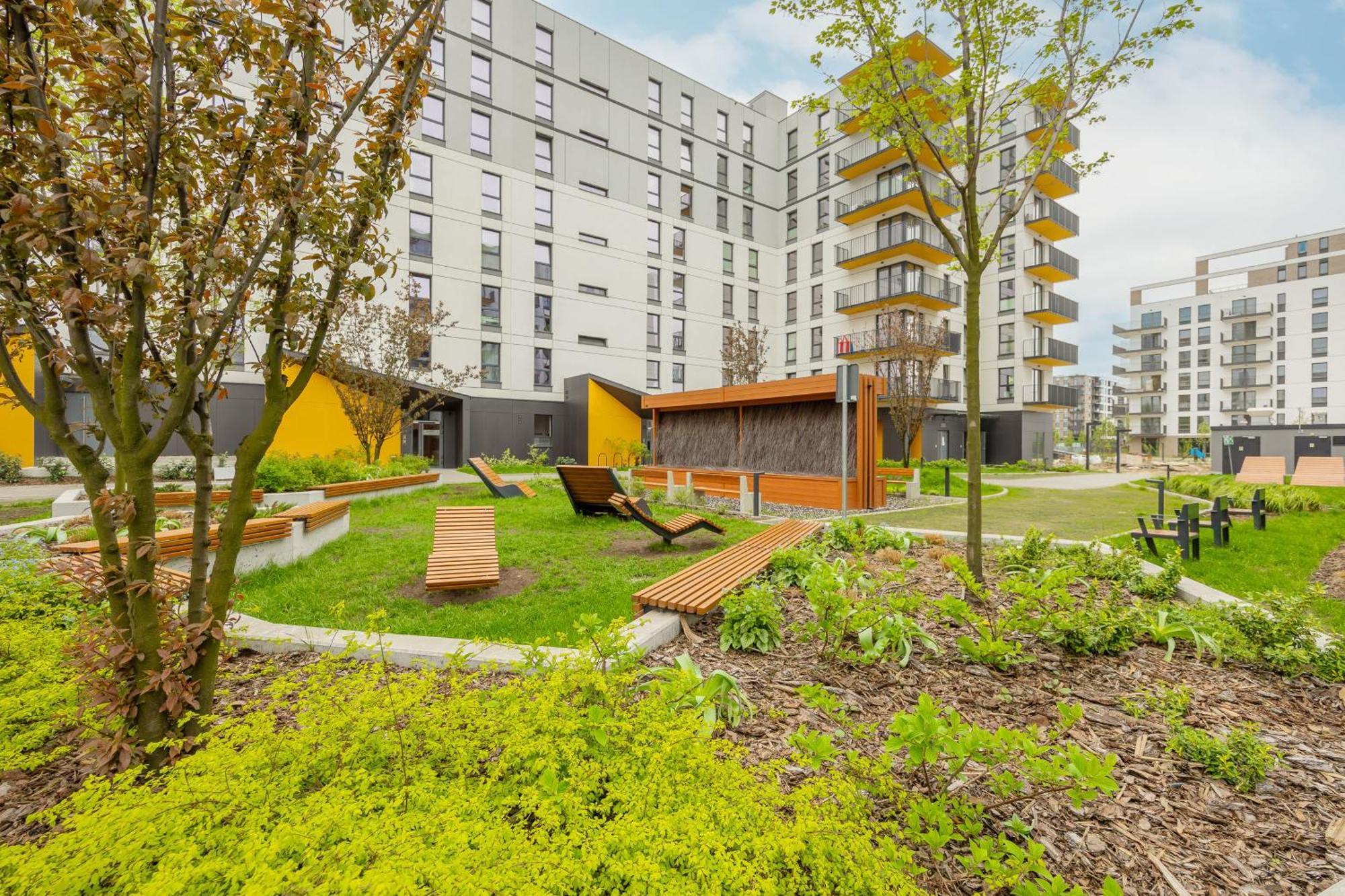 Stylish Apartments With Parking By Noclegi Renters Varsovie Extérieur photo